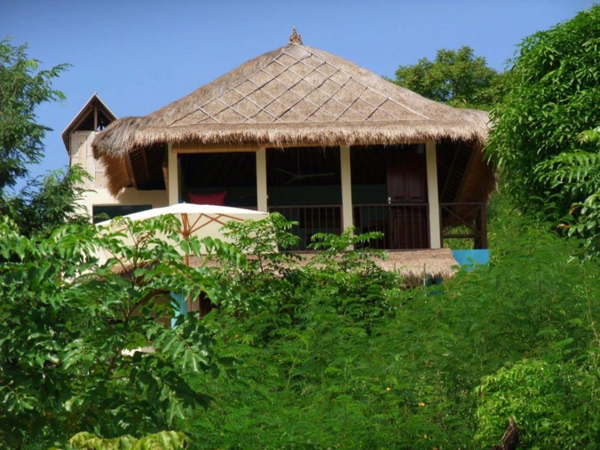 Villa Mimpi Manis Nusa Lembongan  Exterior photo